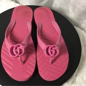 Gucci Hot Pink GG Logo Rubber Flip Flops